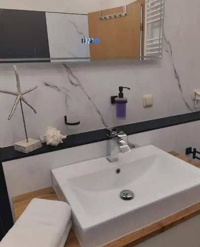 Am Wintergarten Apartment *